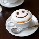 Врачи рекомендуют делать небольшие перерывы между употреблением кофе
